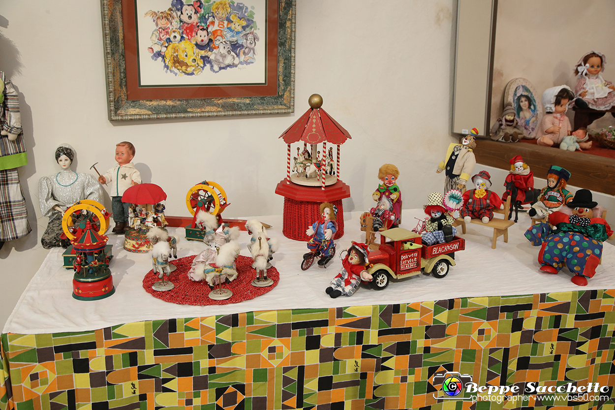 VBS_5779 - Le bambole di Rosanna.jpg